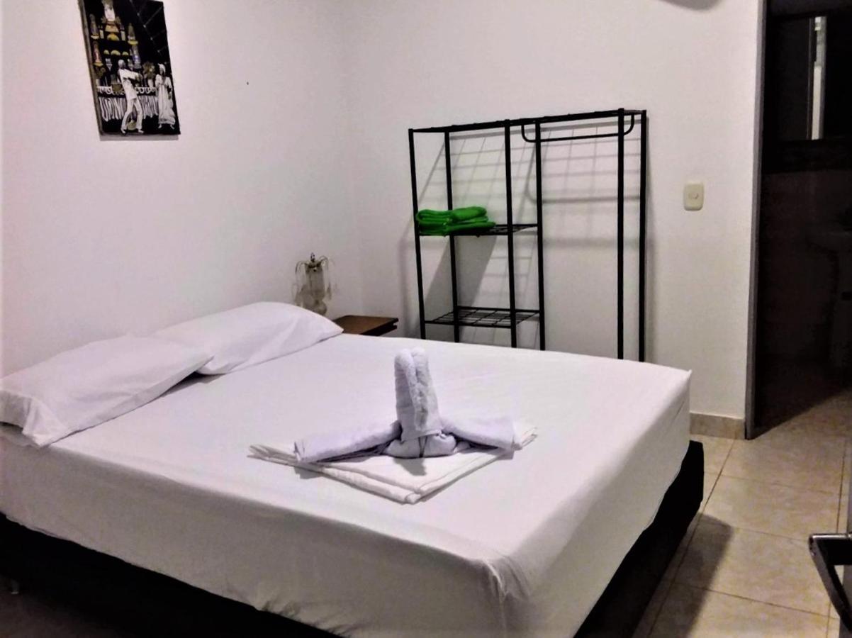 C&H Casa Campestre El Oasis Ricaurte Girardot B&B 외부 사진